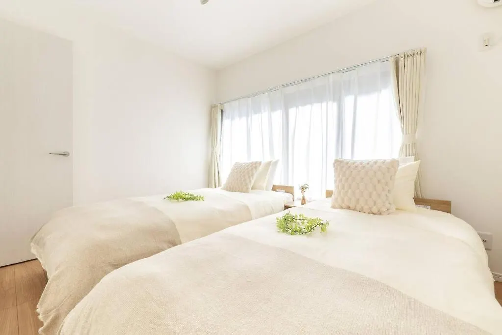 渋谷3分でベット4台の3ベットルーム65平米の一軒家 Apartment Tokyo