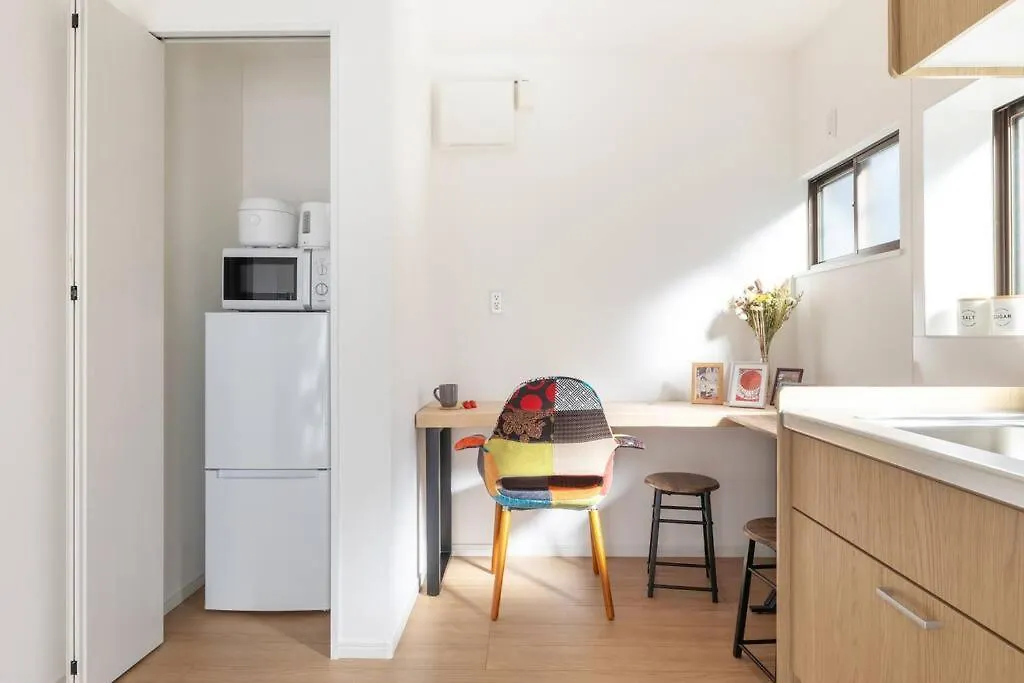 渋谷3分でベット4台の3ベットルーム65平米の一軒家 Apartment Tokyo