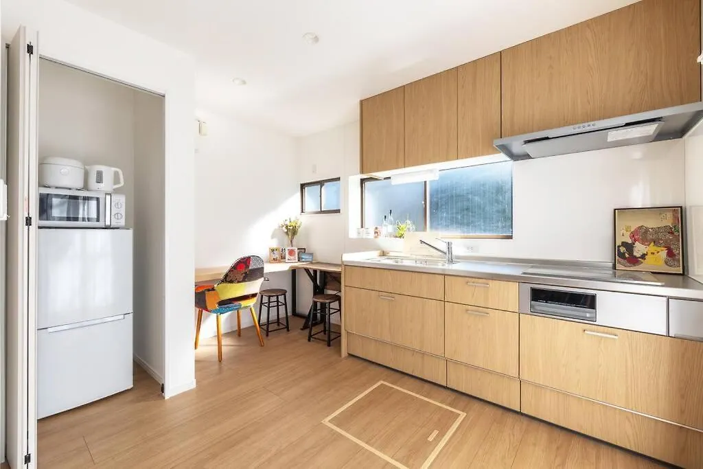 渋谷3分でベット4台の3ベットルーム65平米の一軒家 Apartment Tokyo