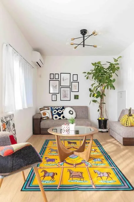 渋谷3分でベット4台の3ベットルーム65平米の一軒家 Apartment Tokyo